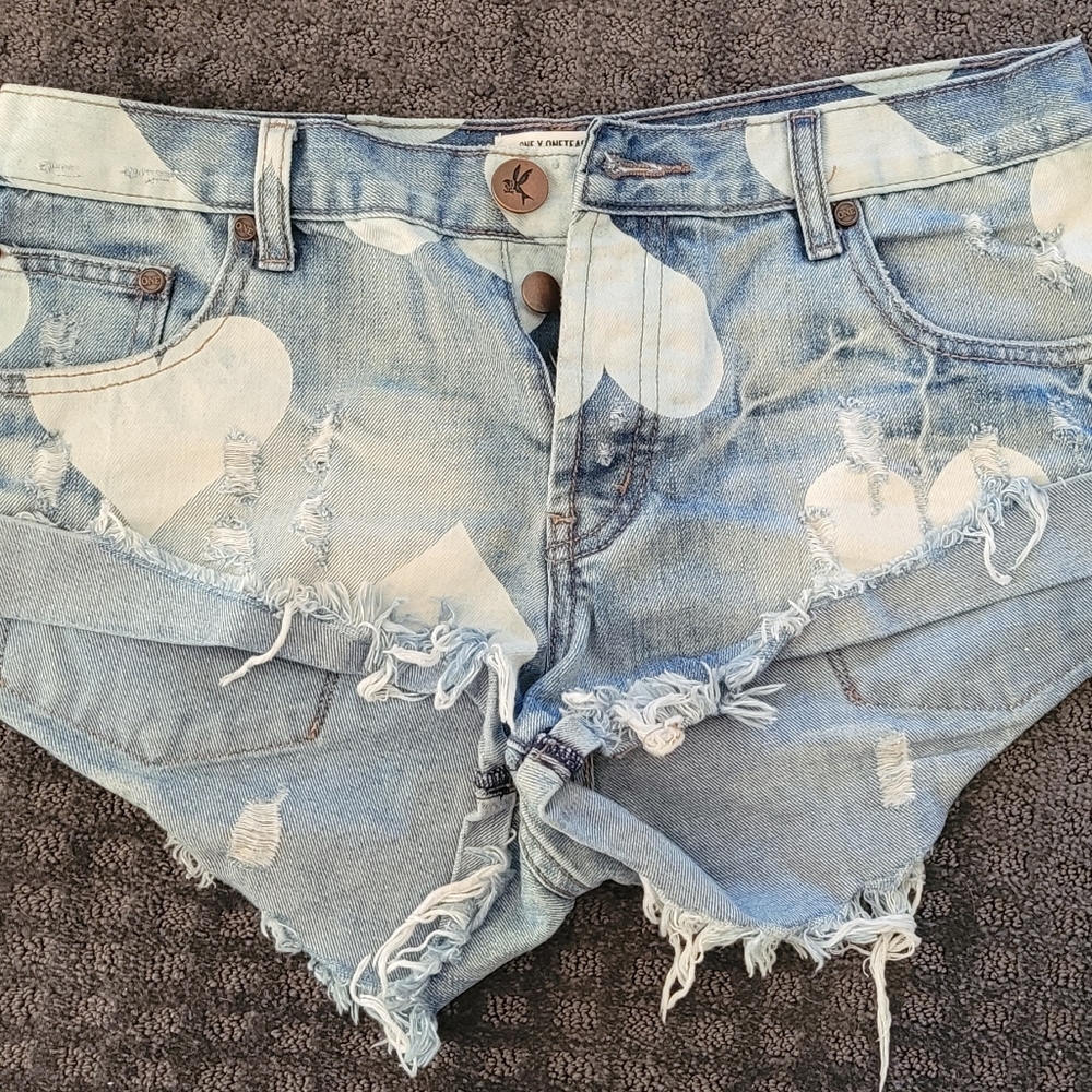 One Teaspoon shorts with hearts